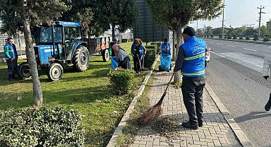 Nazilli Belediyesi ekiplerinden karayolu bölgesinde çalışma