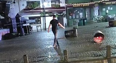 Odunpazarı Belediyesi'nin Yeni Yıl Pazarı tezgahları saldırıya uğradı
