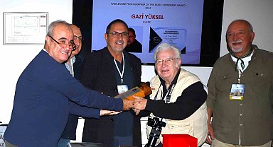 Öğretim Görevlisi Gazi Yüksel, 'Dünyada Yılın Fotoğrafçısı Onur Ödülü'nün sahibi oldu