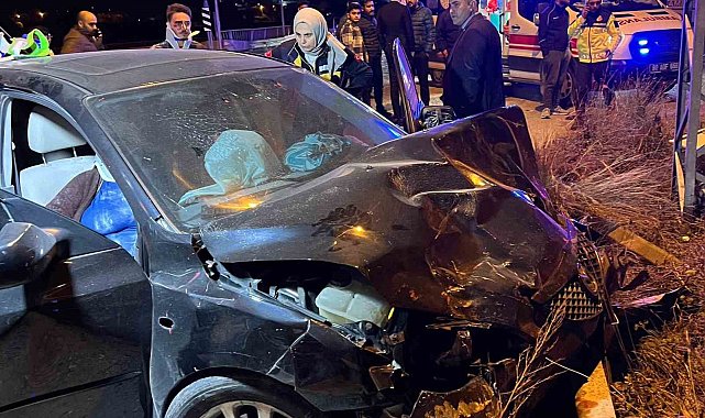 Osmaniye'de iki otomobil çarpıştı: 1 ölü, 2 yaralı
