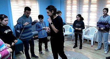 Özel çocuklar için bir umut kapısı: Yaşama Destek Evi