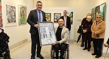 Özel ressamlardan anlamlı sergi