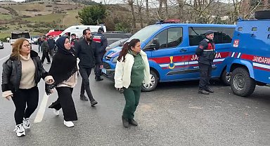 Patlamanın olduğu fabrikaya aileler geldi