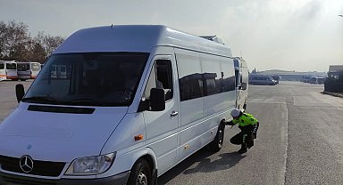 Polis ekiplerince Eskişehir'de kış lastiği denetimlerine başlandı