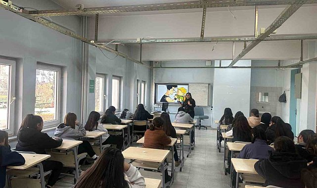 Polisten öğrencilere güvenlik eğitimi