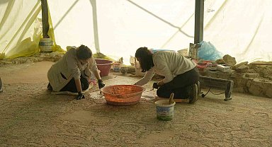 Pompeipolis Antik Kenti'nde kurtarılan bin 800 yıllık mozaikler tarihi villanın zeminine yerleştirildi