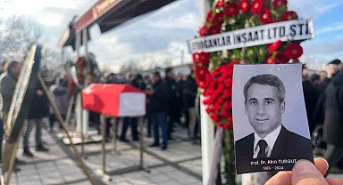 Prof. Dr. Akın Turgut, ESOGÜ'de son yolculuğuna uğurlandı