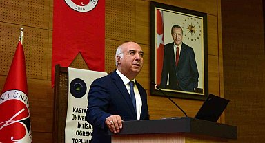 Prof. Dr. Kar: "2008 yılından sonraki dünya ekonomisinin içinde bulunduğu durum kriz değil, durgunluktur"