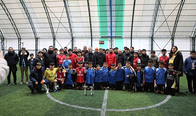 "Geleceğin Yıldızları Turnuvası"nda kupalar sahipelerini buldu