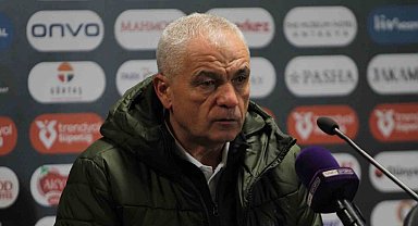 Rıza Çalımbay: "Arkadaşlarımız konsantre olamadı, biraz da küçük gördüler"