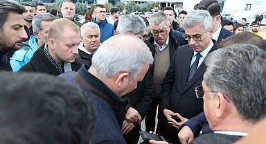 Sağlık Bakanı Prof. Dr. Memişoğlu, helikopter kazasının yaşandığı bölgede incelemelerde bulundu