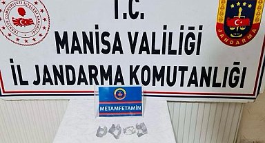 Salihli jandarması torbacılara geçit vermiyor
