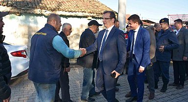 Salihli Kaymakamı Güldoğan, 3 mahallede talepleri dinledi