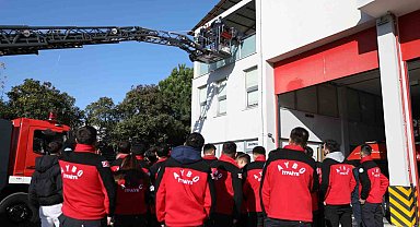 Samsun İtfaiyesi, itfaiyecilik öğrencilerine deneyimlerini aktarıyor