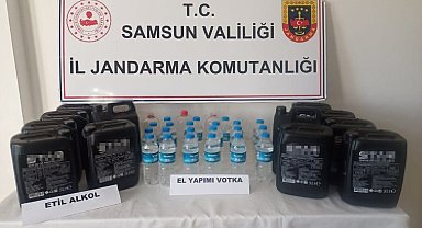 Samsun'da kaçak alkol ürünleri ele geçirildi