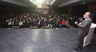 Sandıkçı: "İstiklal Marşımız, bağımsızlığımızın simgesi"