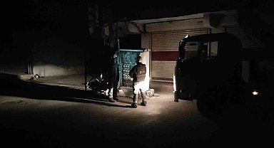 Şanlıurfa'da sürekli patlayan elektrik panosu vatandaşları mağdur ediyor