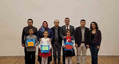 Sarıgöl'de İstiklâl Marşı'nı güzel okuma yarışması düzenlendi