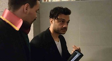 Şarkıcı İlyas Yalçıntaş'a 'hakaret' suçundan 2 yıla kadar hapis talebi