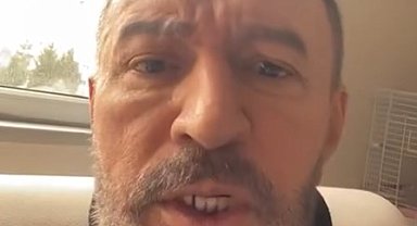 Şarkıcı Mustafa Topaloğlu, "Bizi uzaylılardan istemek durumunda bırakmayın" diyerek Kastamonuspor'a 100 bin lira bağışladı