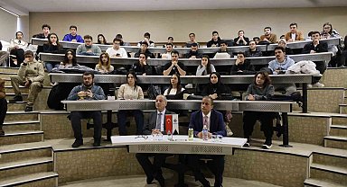 Savunma ve Havacılıkta İlham Veren Başarı hikayeleri HKÜ'de konuşuldu