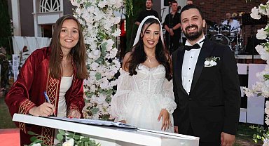 Şehzadeler'de 2024 yılında bin 318 çift dünya evine girdi