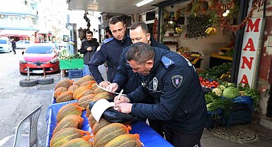 Şehzadeler'de kaldırım işgallerine karşı sıkı denetim