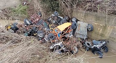 Sel safari istasyonunu vurdu, onlarca ATV kayıp