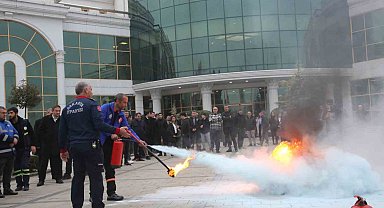 Serdivan Belediyesi personeline yangın eğitim ve tatbikatı semineri