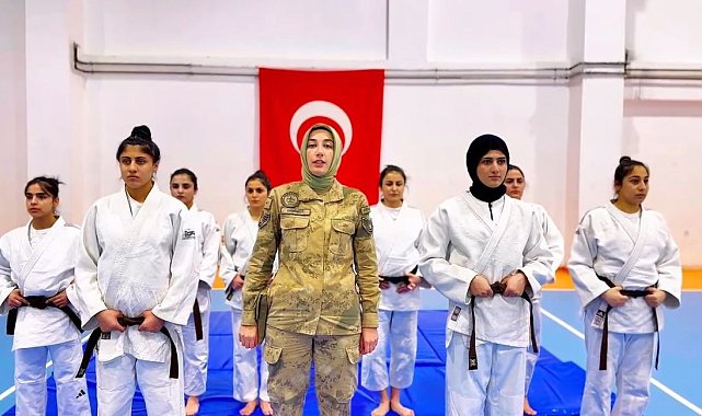 Siirt'te kadına karşı şiddetle mücadele kararlılıkla devam ediyor