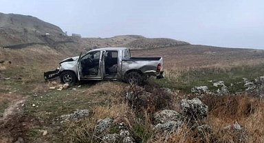 Şırnak'ta pikap şarampole yuvarlandı: 1 yaralı