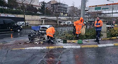 Şişli'de kaza sonrası araçta yangın çıktı: 2 yaralı