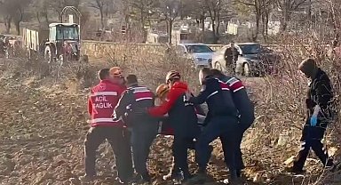 Sivas'ta 20 metreden düşen paraşütçü yaralandı