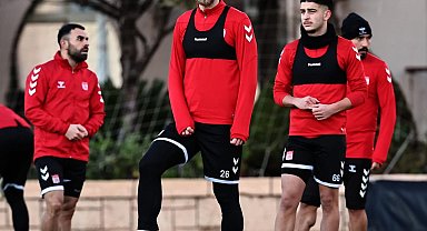 Sivasspor, Antalya'da hazırlıklarını sürdürüyor