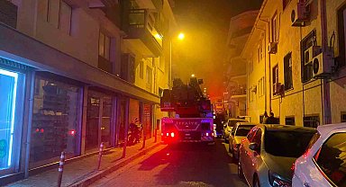 Sokağı saran yoğun duman panikletti