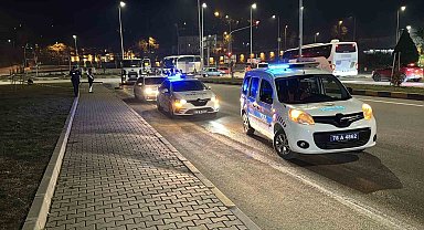 Su tankerinin çarptığı yaya ağır yaralandı