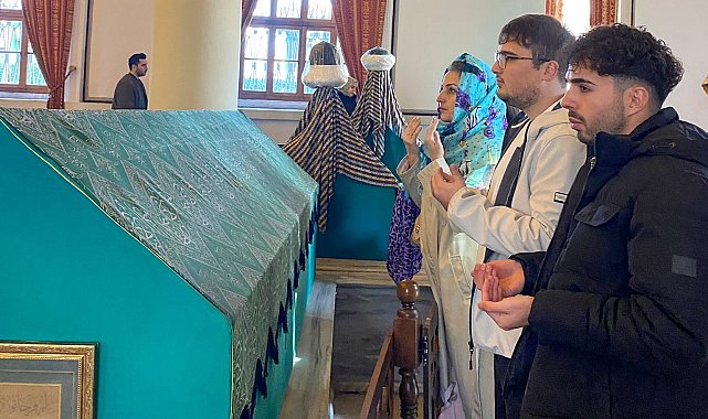 SUBÜ öğrencileri, Bursa'nın tarihi ve doğal güzelliklerini keşfettiler