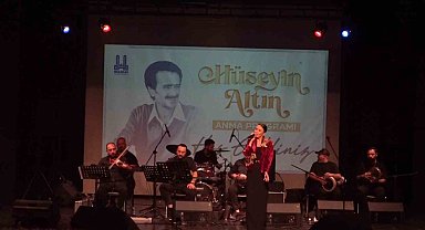Taçsız kral memleketi Erzurum'da anıldı