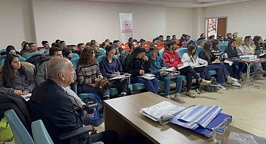 Tatvan'da hakemlik kursu düzenleniyor