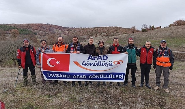 Tavşanlı'da gönüllüler ve amatör telsizciler Sarıkamış şehitlerini andı
