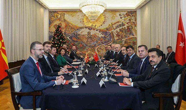 TBMM Başkanı Kurtulmuş, Kuzey Makedonya Cumhurbaşkanı Davkova ile bir araya geldi