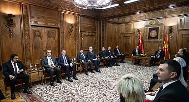 TBMM Başkanı Kurtulmuş, Kuzey Makedonya Meclisinde resmi törenle karşılandı