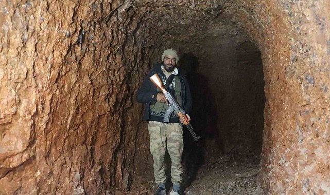 Tel Rıfat'ta terör örgütü PKKYPG'nin kullandığı kilometrelerce uzunluğunda tüneller görüntülendi