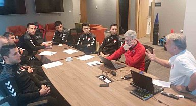 TFF Riva Tesisleri'nde 'MHK maç öncesi kampı' devam ediyor