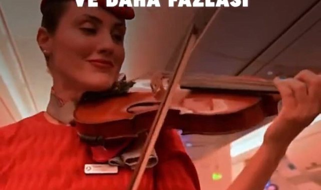 THY'nin Sidney uçuşunda kabin memurları yolculara mini konser verdi