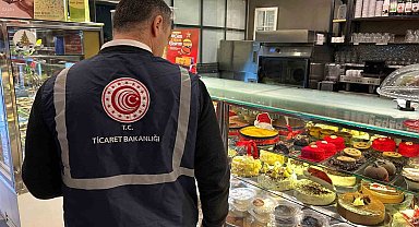 Ticaret Bakanlığı ekipleri İzmir'de market ve pastaneleri denetledi