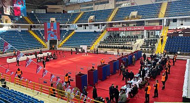 Trabzonspor Kulübü'nde oy verme işlemi başladı