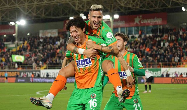 Trendyol Süper Lig: Alanyaspor: 3 - Gaziantep FK: 0