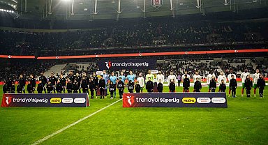 Trendyol Süper Lig: Beşiktaş: 1 - Corendon Alanyaspor: 1