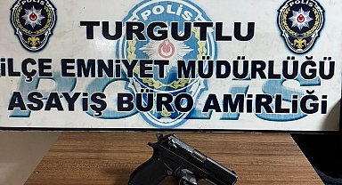 Turgutlu'da 2 kişiyi yaralayan şahıs tutuklandı